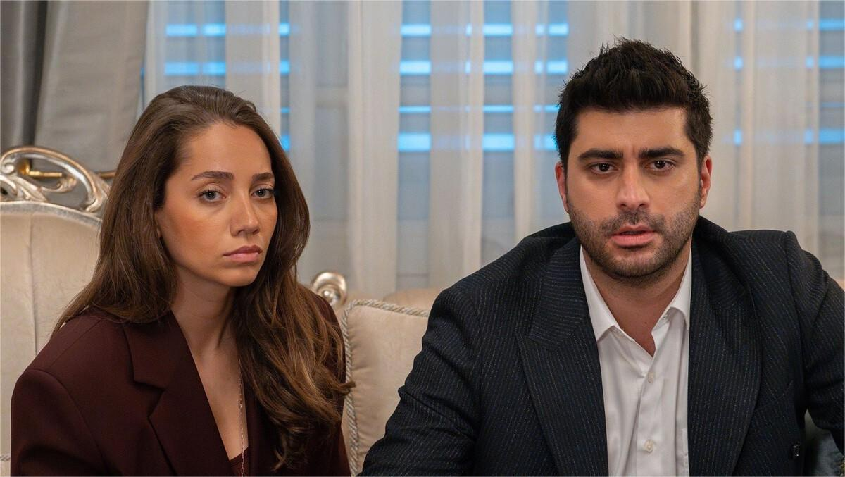 Кадр из сериала "Клюквенный щербет"