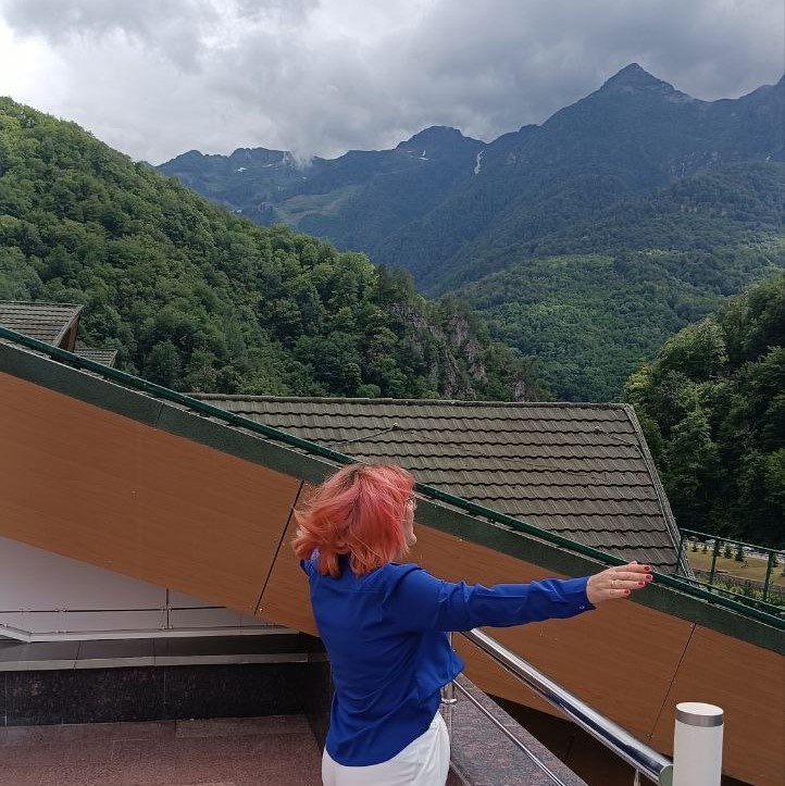 Почему одни люди после курса MIT UP светятся энергией, а другие говорят «ничего особенного»?
Секрет в том, что MIT UP редко работает на 100% в одиночку. И эта история - лучшее тому подтверждение.