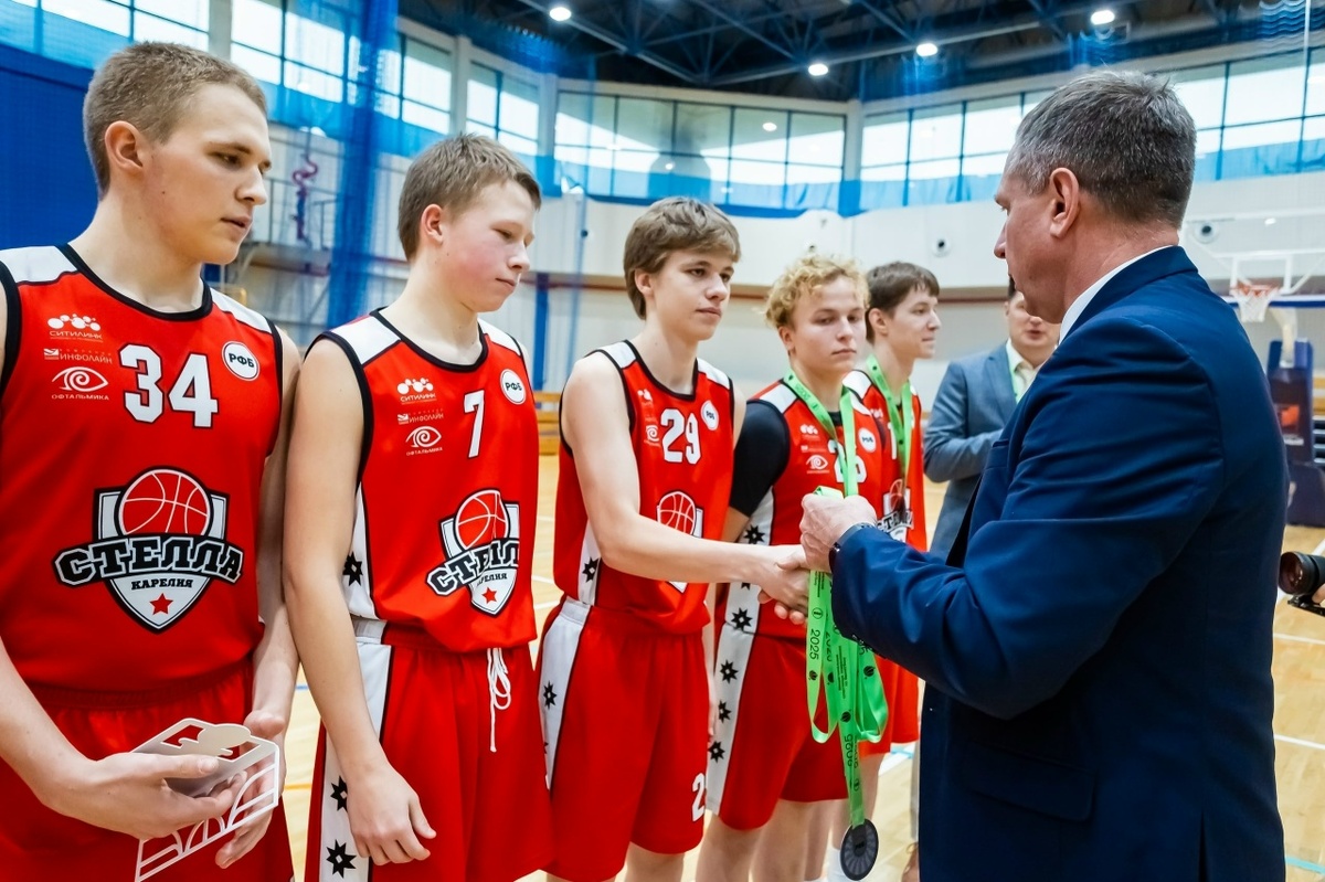    Сборная Карелии по баскетболу завоевала серебро на первенстве России U18© ЦСП Республики Карелия