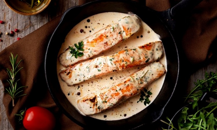 Сочная форель в сливочном соусе