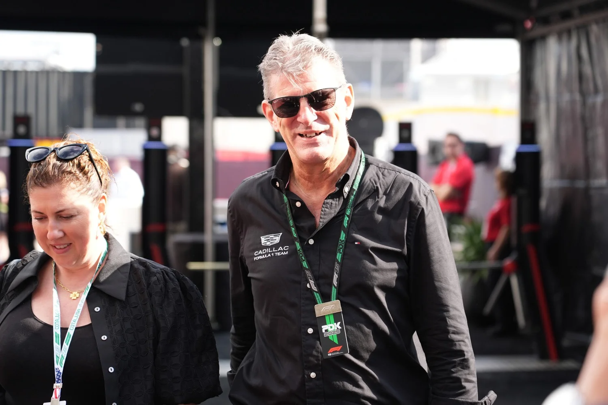 Руководитель команды Cadillac F1 Team Грэм Лоудон (Фото Hasan Bratic·TASS)