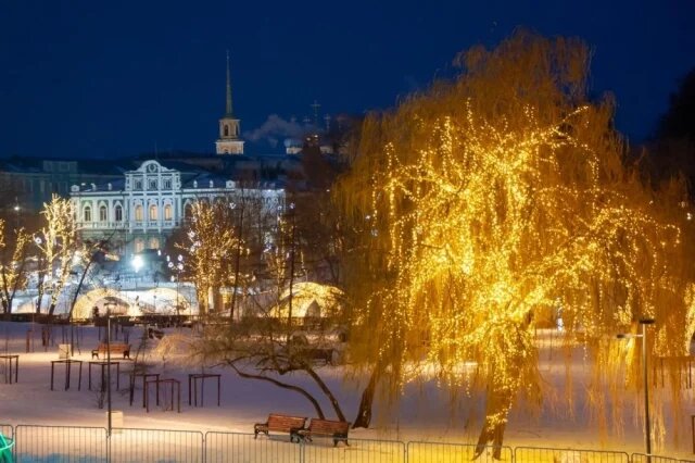    Какой город стал новогодней столицей России в 2025-2026?