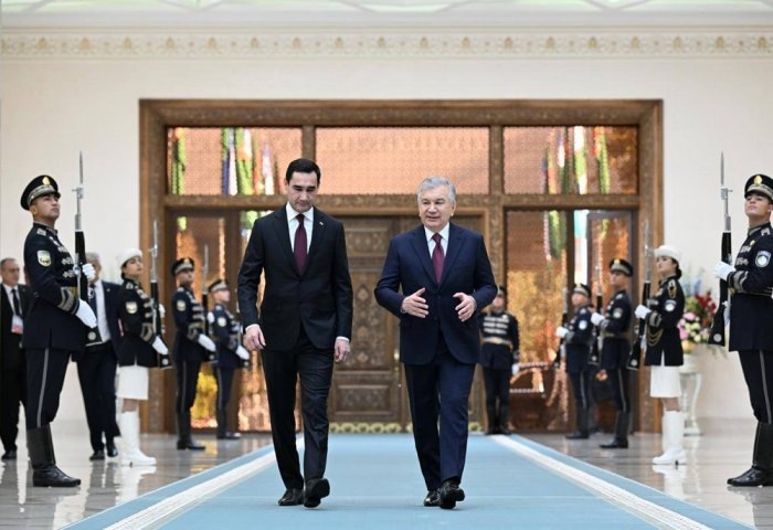 Встреча Сердара Бердымухамедова с Шавкатом Мирзиеевым, 17 ноября, 2025 г., Ташкент, Узбекистан (Фото: пресс-служба Президента Узбекистана)