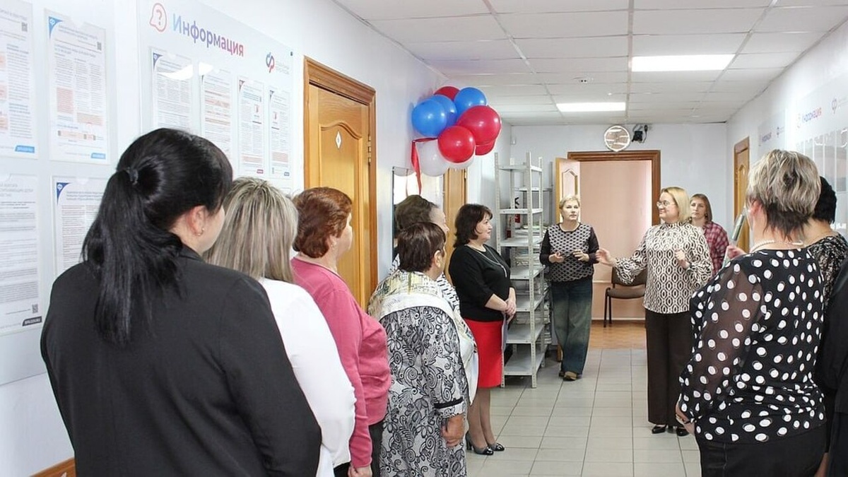    Отделение Соцфонда России по Курской области открыло Центр общения старшего поколения в Мантуровском районе