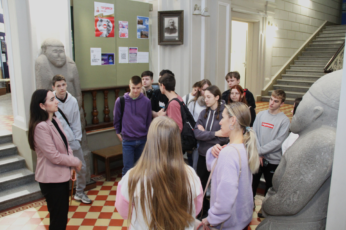 Новочеркасск. Музей истории Донского Казачества. Студенты IT-колледжа "Академии Топ" 