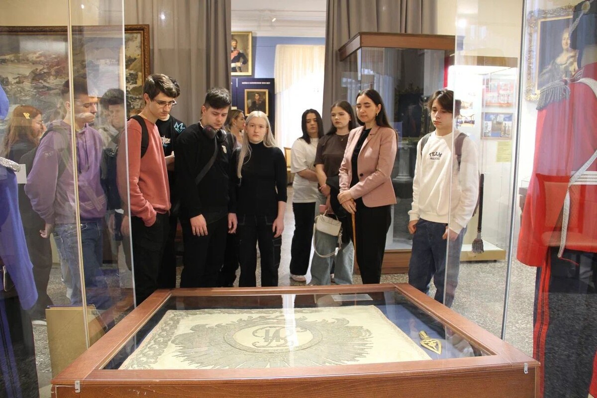 Знамя 1775г.,жалованное Екатериной Великой вернолюбезному Войску Донскому