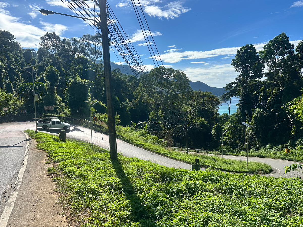 Крутой перевал на Ко Чанге. Таиланд.