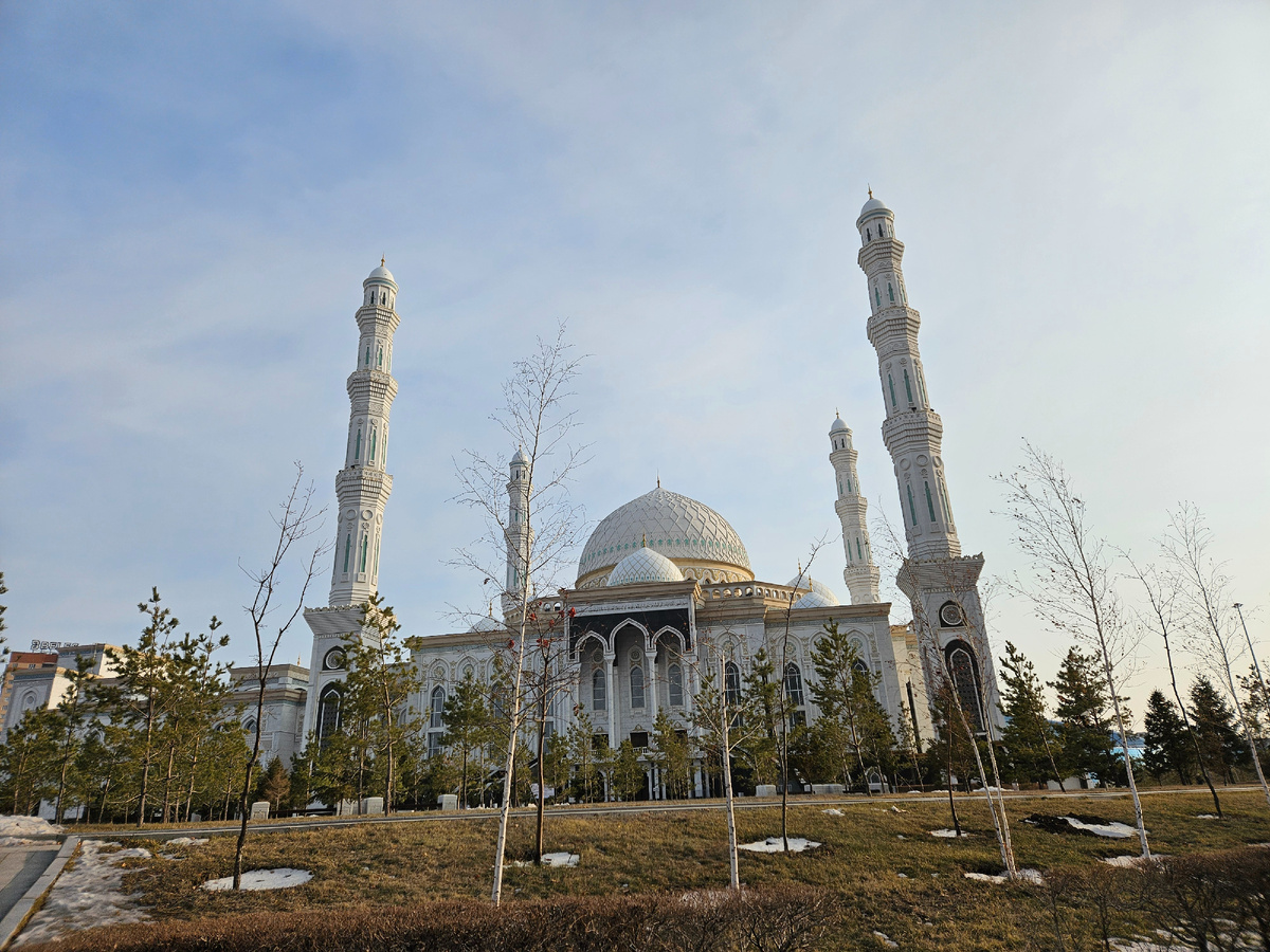 Хазрет Султан.