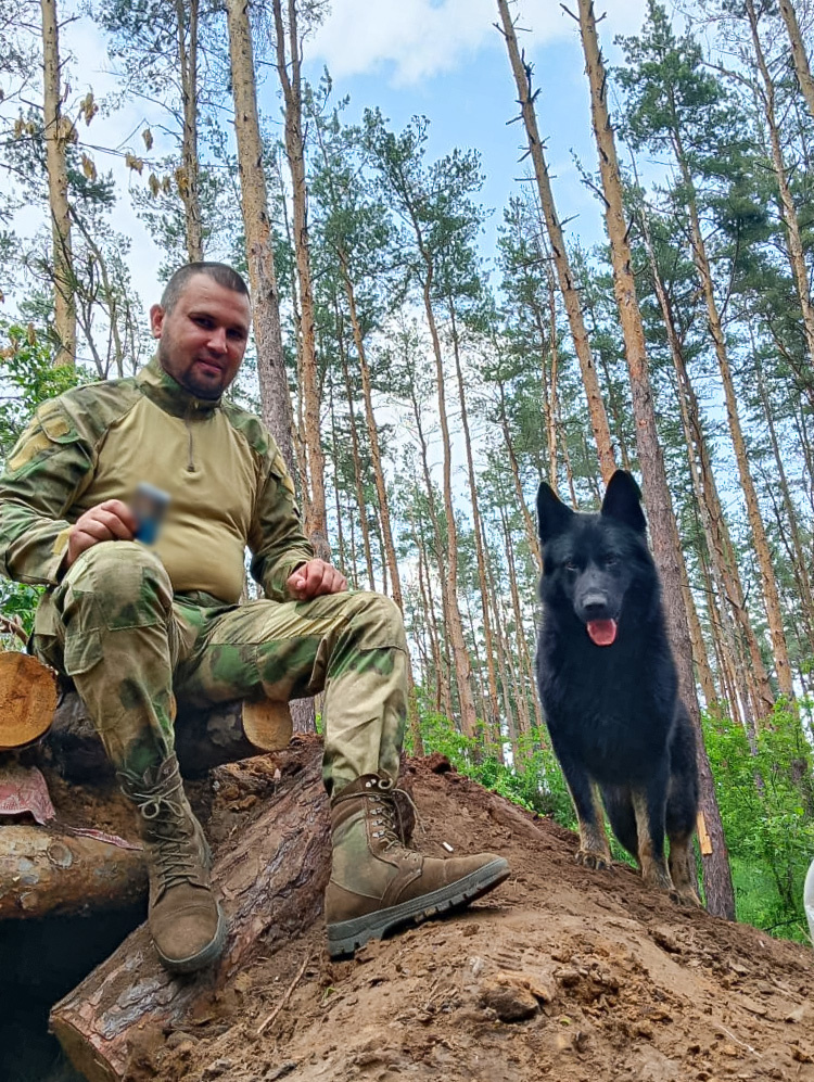 Евгений и Донбасс на позиции