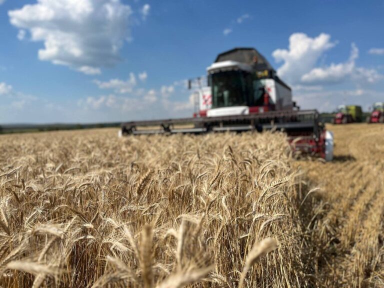    Аграрии Оренбуржья закупили сельхозтехники на 8,2 млрд рублей Оренбуржье