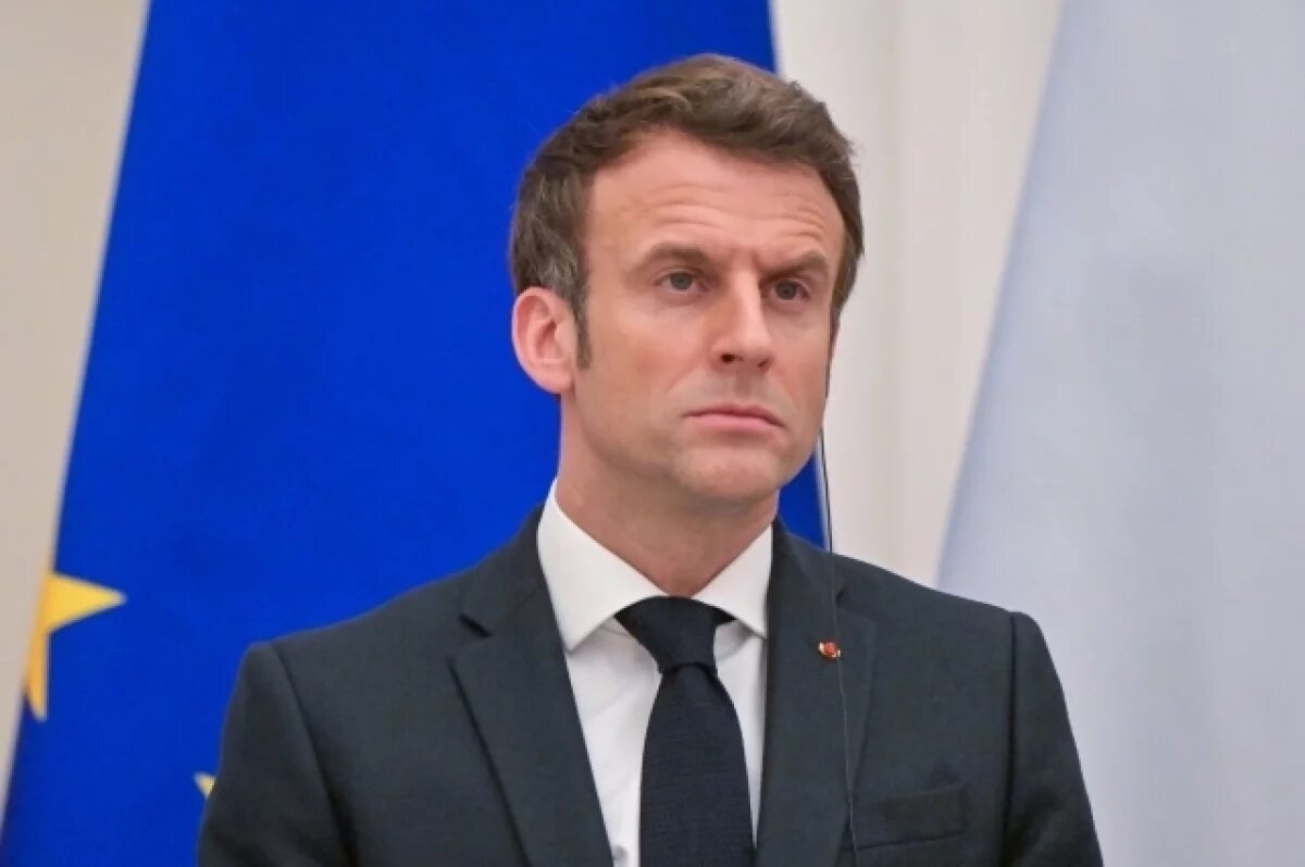    Макрон заявил, что надеется на завершение конфликта на Украине до 2027 года