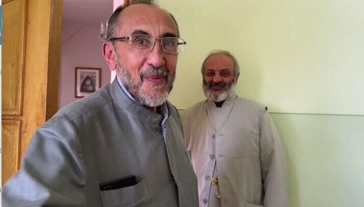 @Սրբազան պայքար