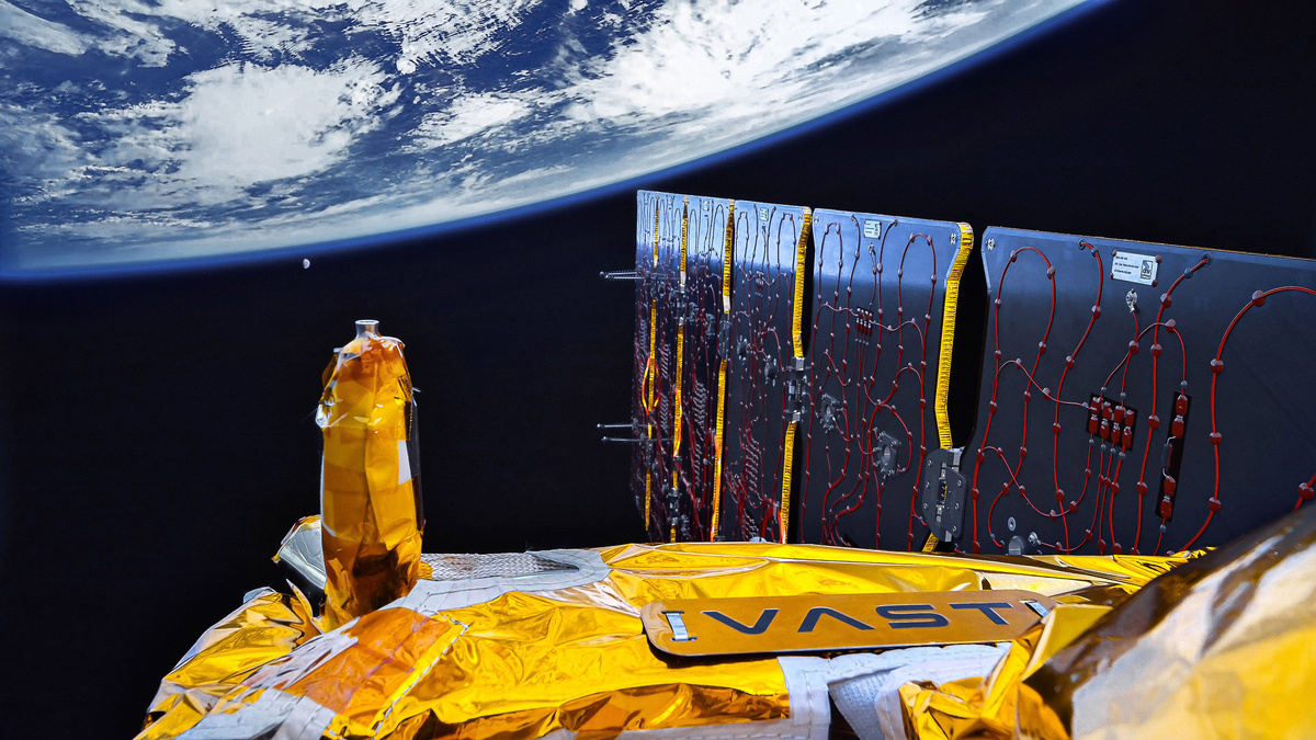 На этой фотографии можно также увидеть Луну. Credit: Vast Space.