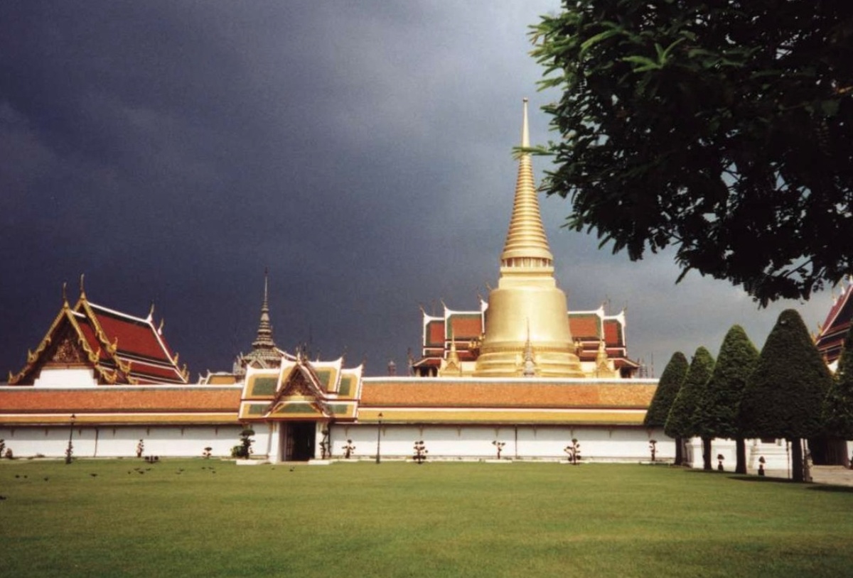    Храм Изумрудного Будды в Бангкоке. Источник фотографии: wikipedia.org