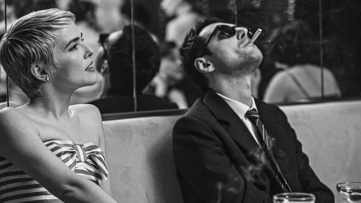 Кадр из фильма "Новая волна"