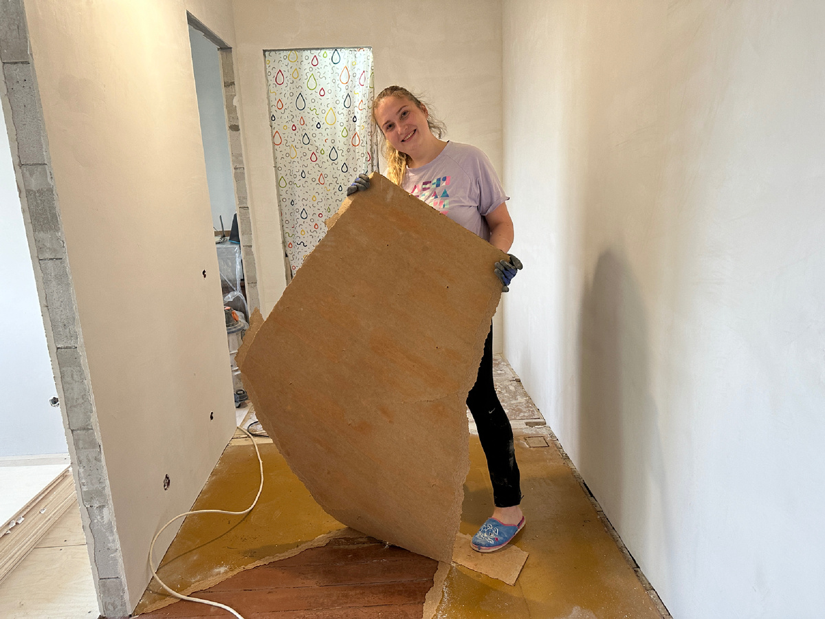 Всем привет! Меня зовут Мария, и недавно мы с мужем купили уставшую хрущевку, сделали в ней ремонт, а сейчас обустраиваемся. Мой канал о честном отношении к дому, ремонту, уюту! Подписывайтесь и спасибо за лайк!❤️