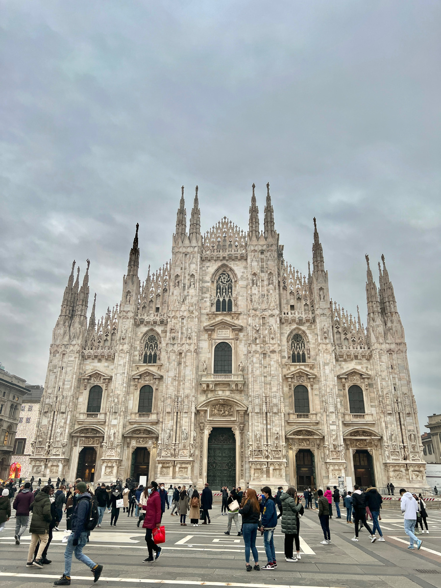 Милан, Италия