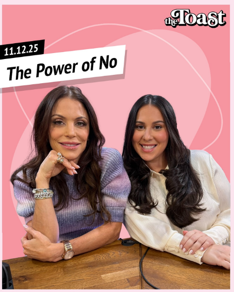 Беттени Франкель слева