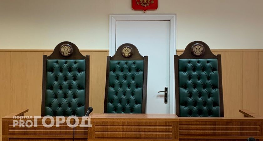    Жительница Коми наказана за повреждение автомобиля соперницы