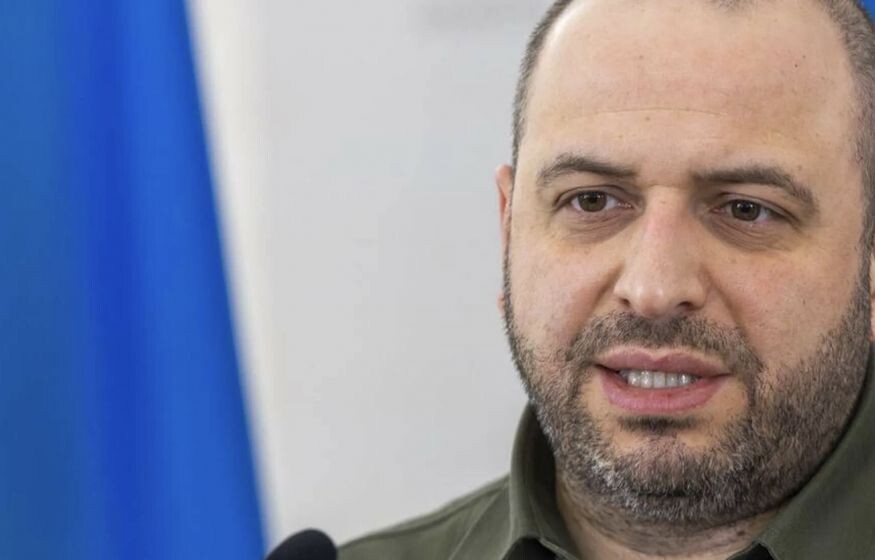    «Сбежал как крыса с корабля».Умеров не вернулся из-за границы: власти опровергают, но подтвердить рабочий визит не могут