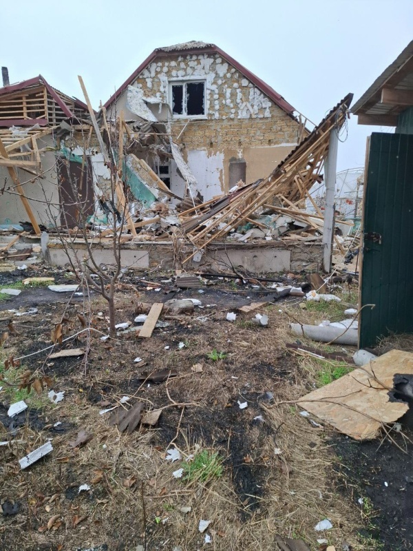    Украинские войска ведут обстрелы ДНР, Белгородской, Запорожской и Херсонской области. Обзор ситуации в прифронтовых регионах России на вечер 17 ноября