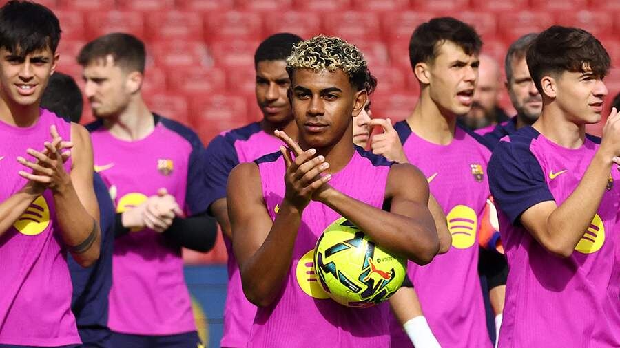    Фото: REUTERS/Albert Gea