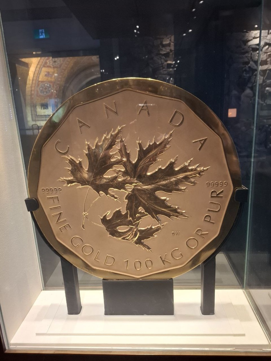 Фото из группы Unusual World Coins