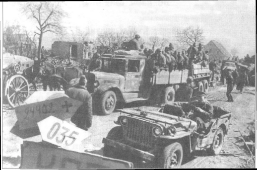 Фронтовая дорога до Брандербурга 15 км. Редкий кадр