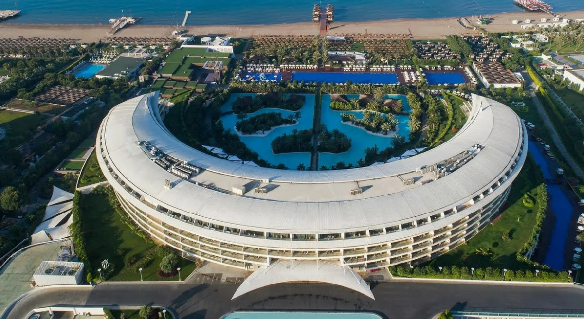 Панорамный вид на отель Maxx Royal Belek Golf & Spa 5
