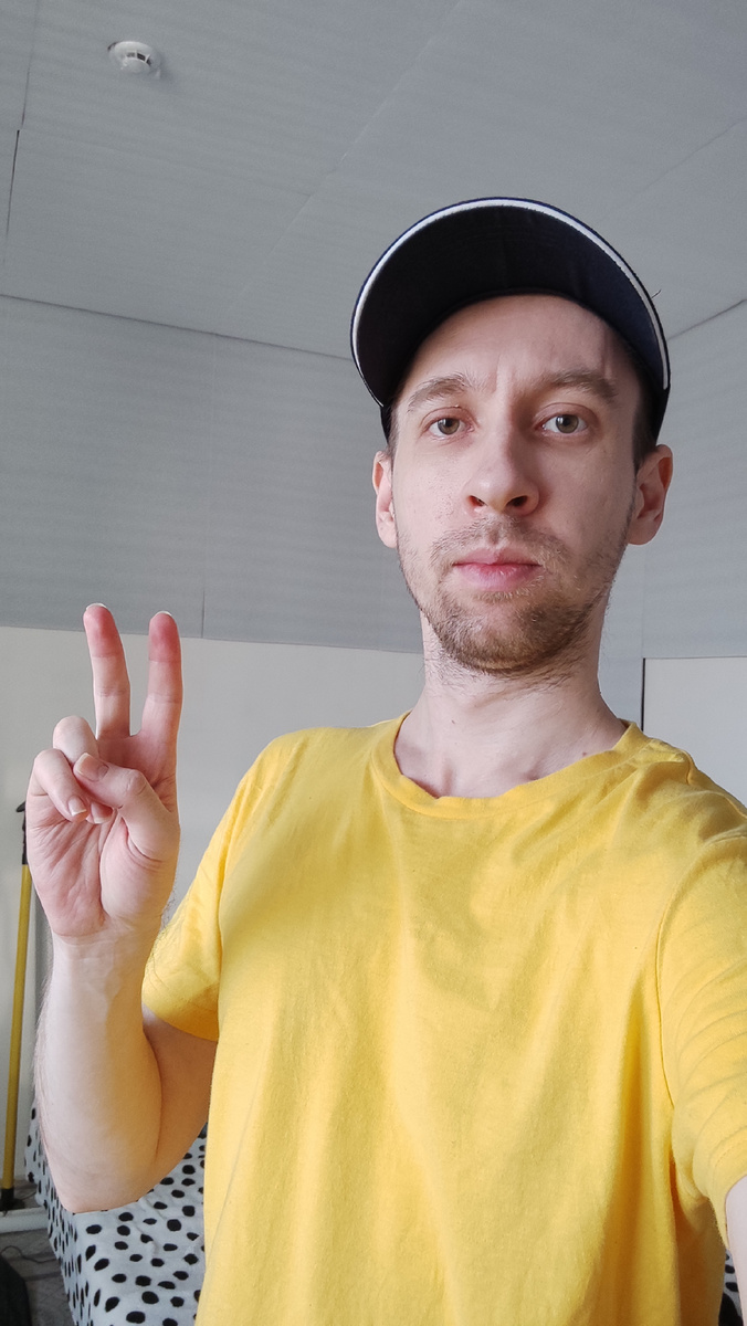 В своей новой квартире