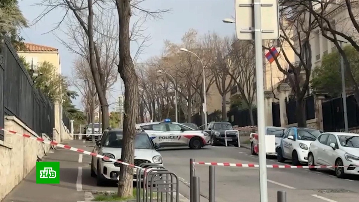    Нападение на генконсульство РФ в Марселе: двое задержаны