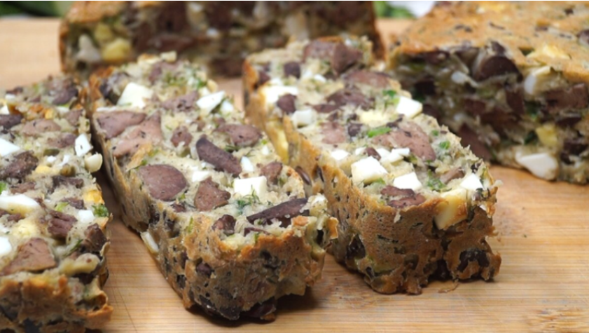 Этот рецепт вы запишете в свою кулинарную копилку и будете возвращаться к нему снова и снова Пирог, который скрывает свой главный ингредиент