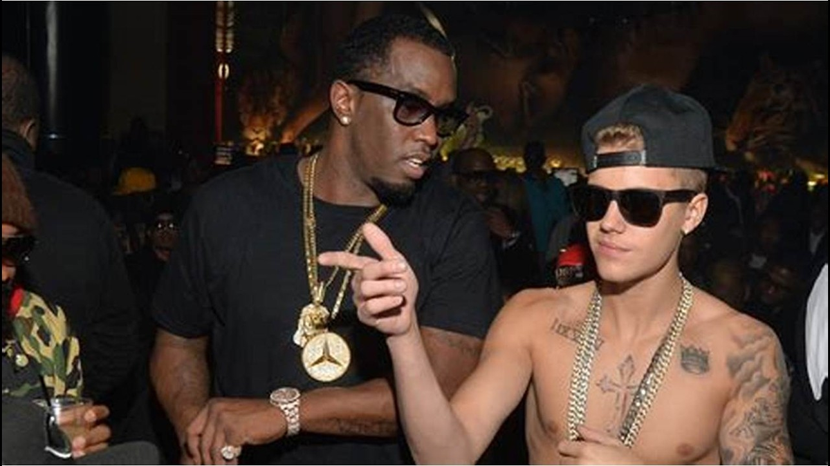 P.Diddy и Д.Бибер. Хотя Джастин не входит в число жертв Шона Комбса, есть люди, которым он действительно навредил. Отвлечение внимания от реальности отвлекает от справедливости, которую эти жертвы по праву заслуживают. Заявил представитель Джастина Бибера