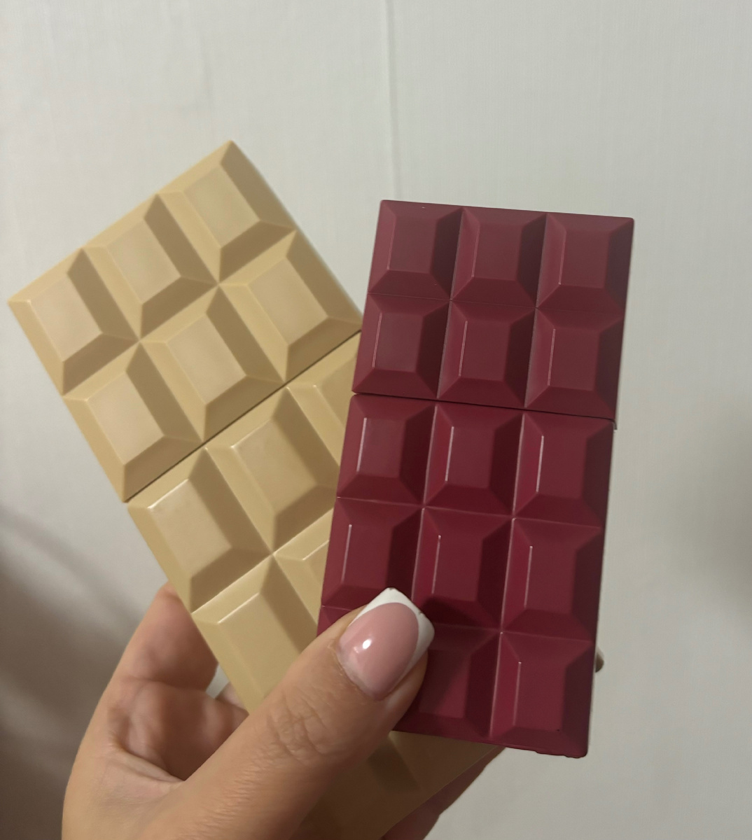 Симпатичный дизайн в виде плитки шоколада, для подростков самое то