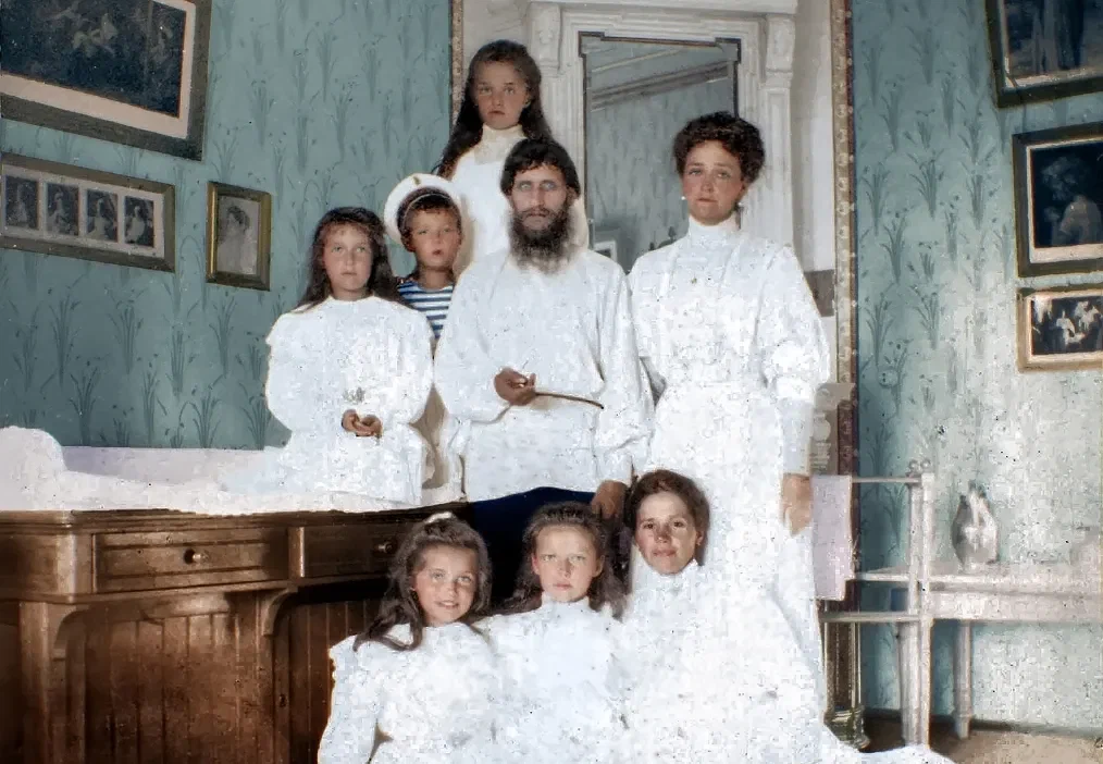 Григорий Распутин и царская семья