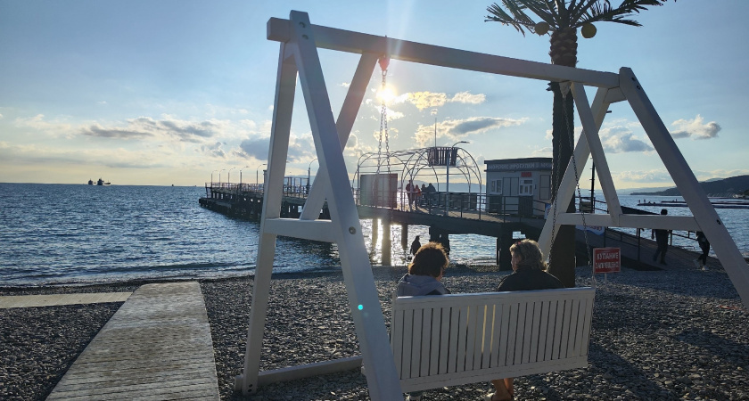    10 санаториев, куда едут все пенсионеры осенью: дешевле Крыма и Сочи - с лихвой хватит пенсии