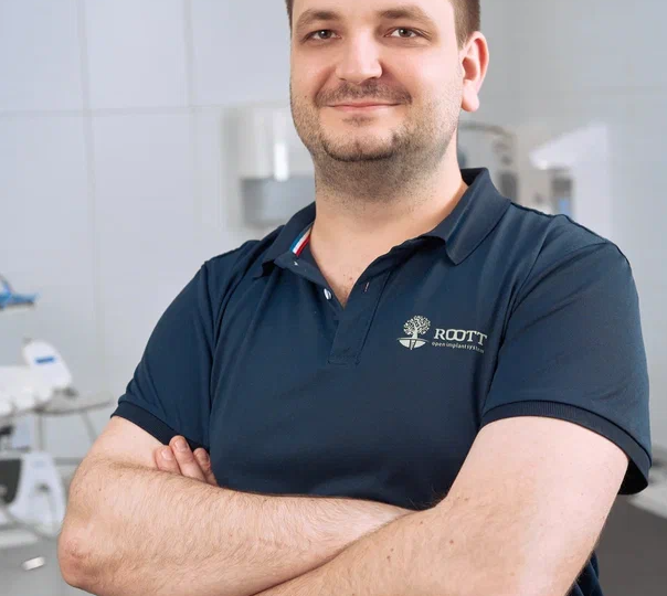 "Имплант приживается, но онемение губы не проходит уже 7 дней!". Разбираем популярное осложнение после имплантации, которое пугает пациентов