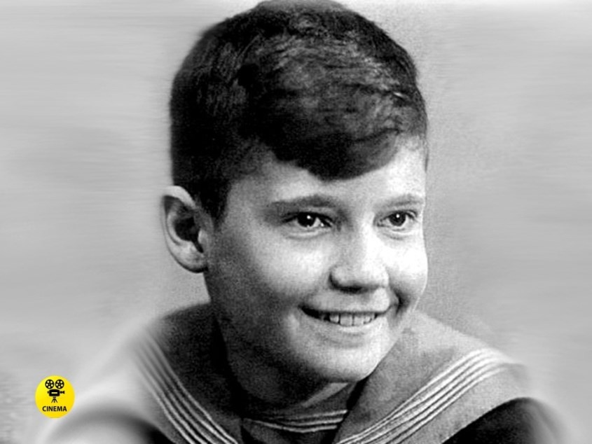 Эльдар Рязанов в детстве.