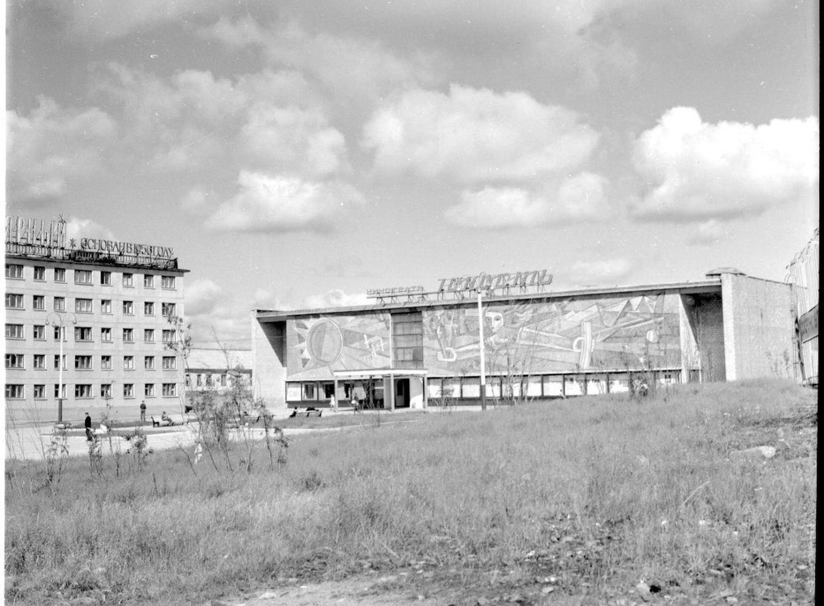 Надпись на ул. Бабикова д. 2