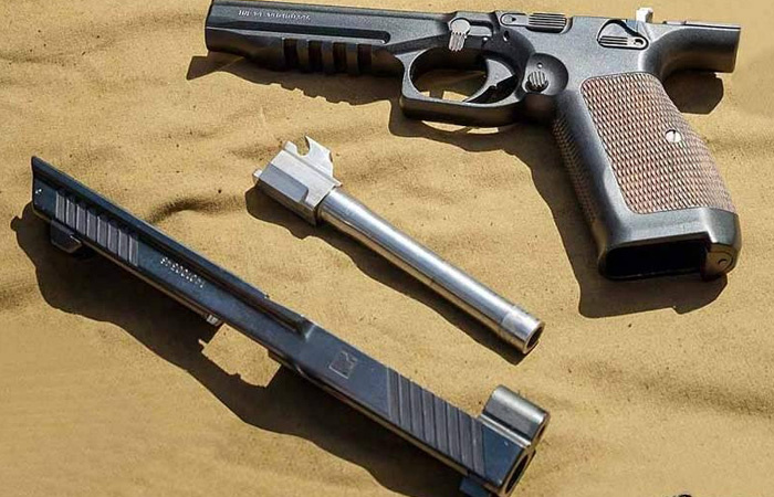 Одна из особенностей - повышенная надёжность