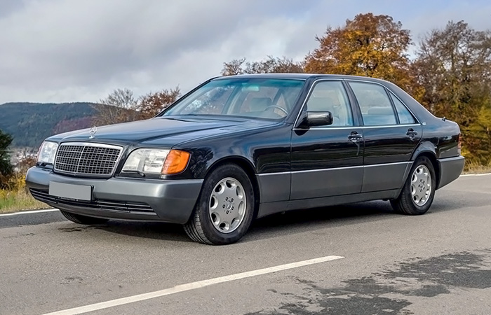 Чем был знаменит Mercedes-Benz W140, и почему в России его называли «кабаном»