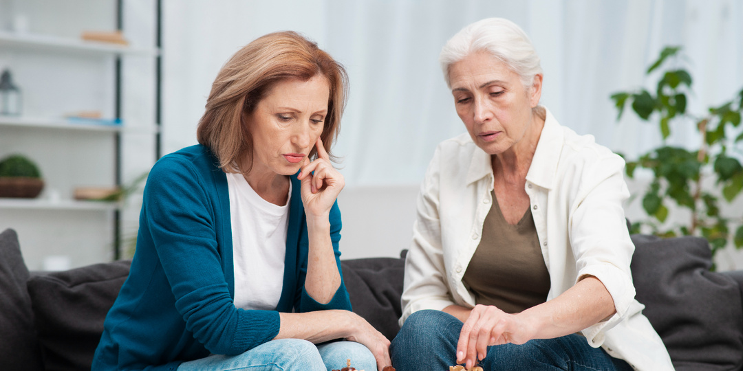 8 привычек, которые защищают от деменции - советы от неврологов