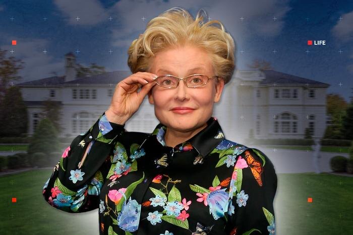 «Жить здорово» вполне может быть девизом семьи Елены Малышевой. Коллаж © Life.ru. Обложка © ТАСС / Вячеслав Прокофьев, © malasdevelopment