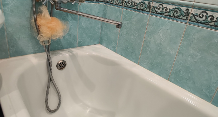    1 стакан в слив — и даже 100 летний засор вылетит в трубу как из пушки: 2 мощных лайфхака