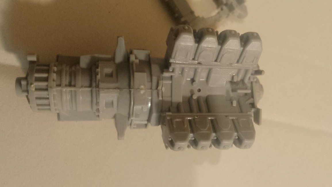 В процессе сборки модели российского самоходного зенитного ракетно-пушечного комплекса (ЗРПК) "Панцирь С-1". Масштаб 1/35. Производитель "ЗВЕЗДА" (Россия). Листайте вправо 👉 чтобы увидеь больше. Фото предоставлено участниками-дуэлянтами из ТГ-группы © 2025 год