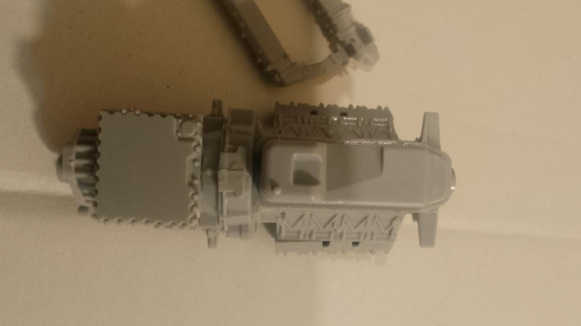 В процессе сборки модели российского самоходного зенитного ракетно-пушечного комплекса (ЗРПК) "Панцирь С-1". Масштаб 1/35. Производитель "ЗВЕЗДА" (Россия). Листайте вправо 👉 чтобы увидеь больше. Фото предоставлено участниками-дуэлянтами из ТГ-группы © 2025 год