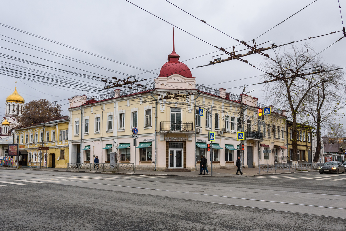 Фрунзе, 143 / Льва Толстого, 28