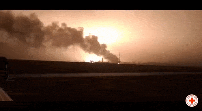    Пожар на газокомпрессорной станции в Лимановке, Харьковская область. Видео: "Военные Сводки - Чё там в мире?"