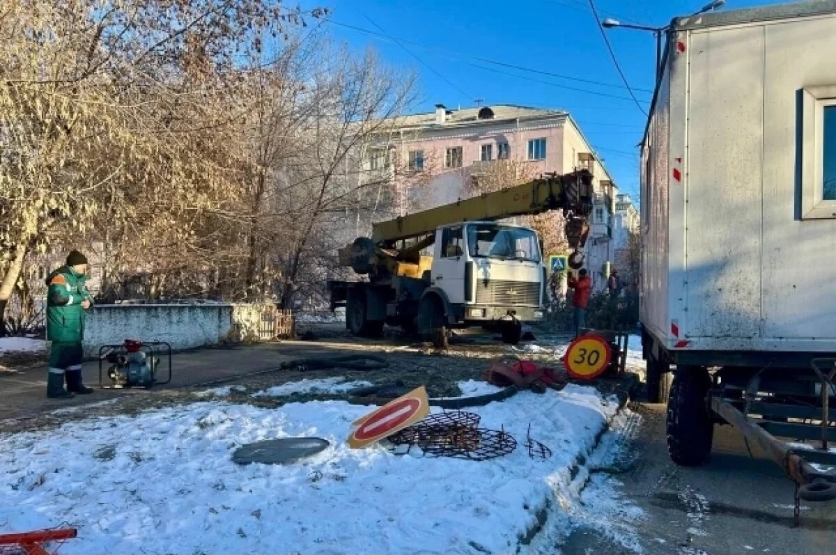    Жители Ангарска остались без горячей воды и отопление из-за аварии