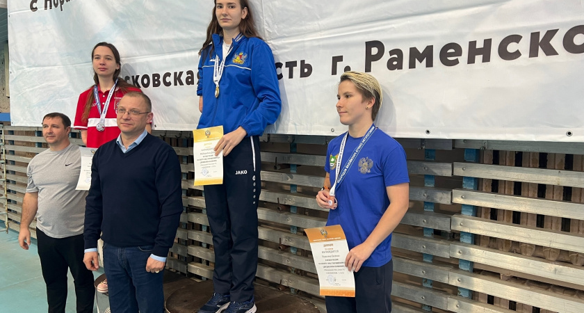    Уроженка Лисок завоевала четыре награды на Кубке России по плаванию